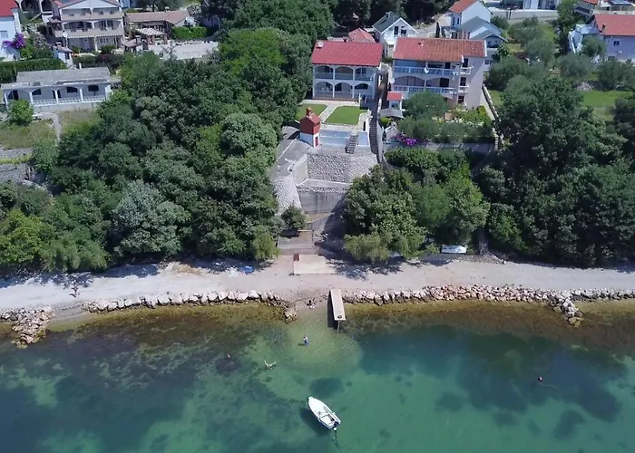 Simun Petar Apartman *