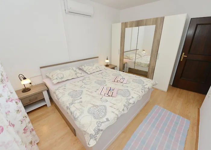 Apartament Simun Petar *